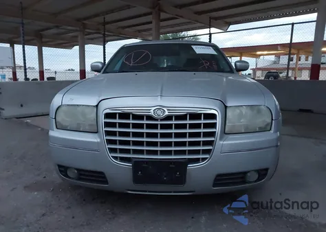 2005 Chrysler 300 Touring from USA, damaged, VIN 2C3AA53GX5H140717